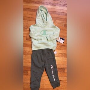 Champion set - 12 months